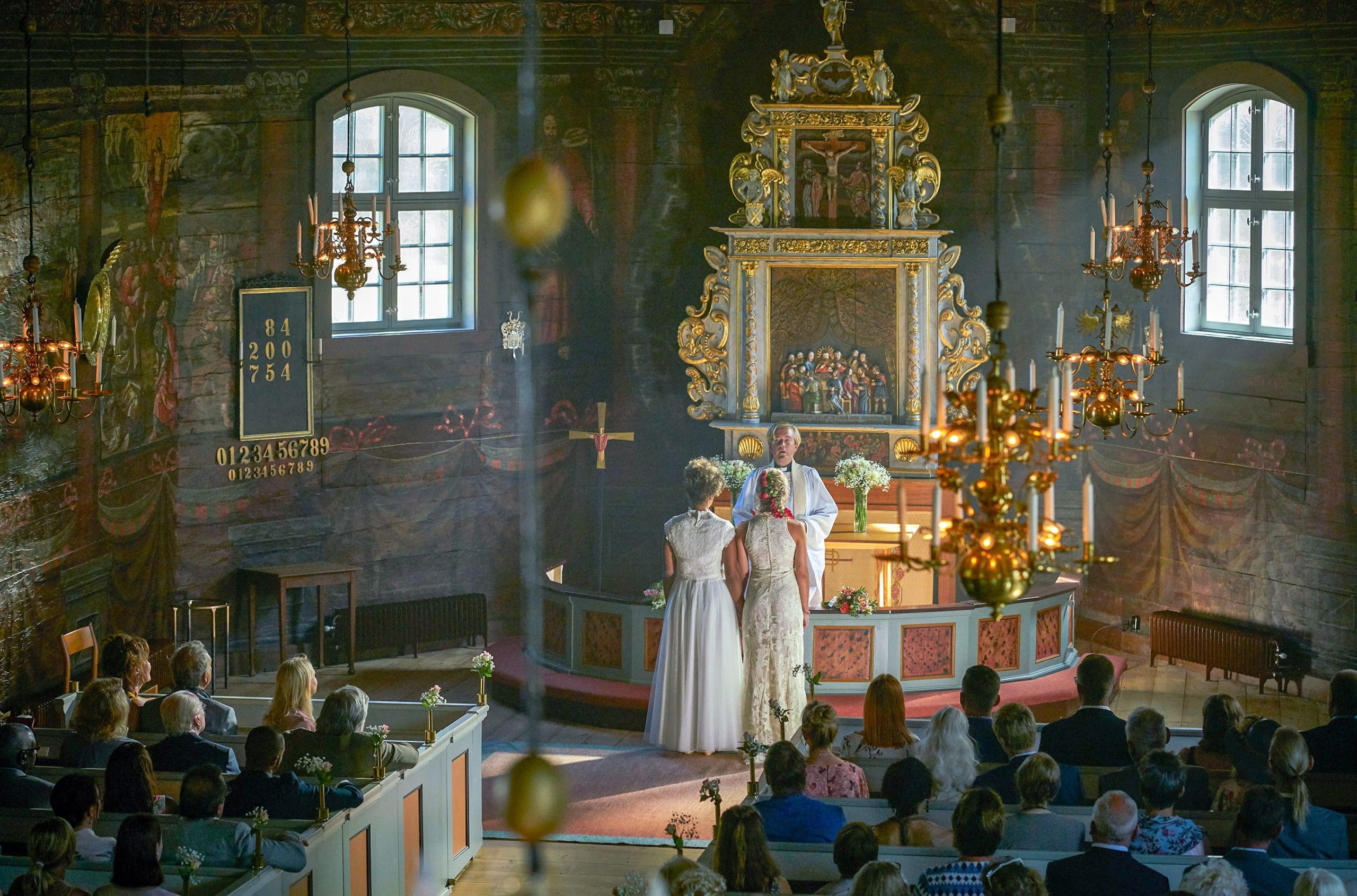 Eine Hochzeit Mit Folgen Staffel 1 Film Rezensionen De