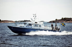 Mord im Mittsommer (1): Tod im Schärengarten Morden i Sandhamn: I de lugnaste vatten TV Fernsehen arte Streamen online Mediathek Video on Demand DVD kaufen