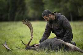 Hunters on a White Field Jakt på ett vitt fält