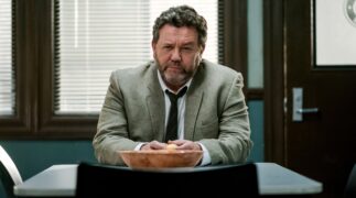 Brokenwood - Mord in Neuseeland: Die drei Hexen Tv Fernsehen Das Erste ARD Streamen online Mediathek Video on Demand DVD kaufen